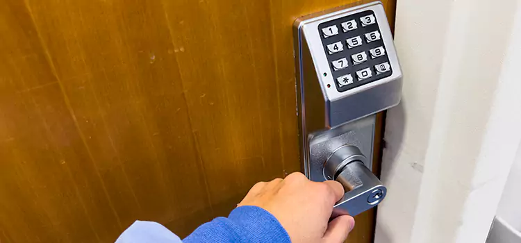 Why Choose Us for Your Keypad Lock Needs in Shaker Heights, OH?
